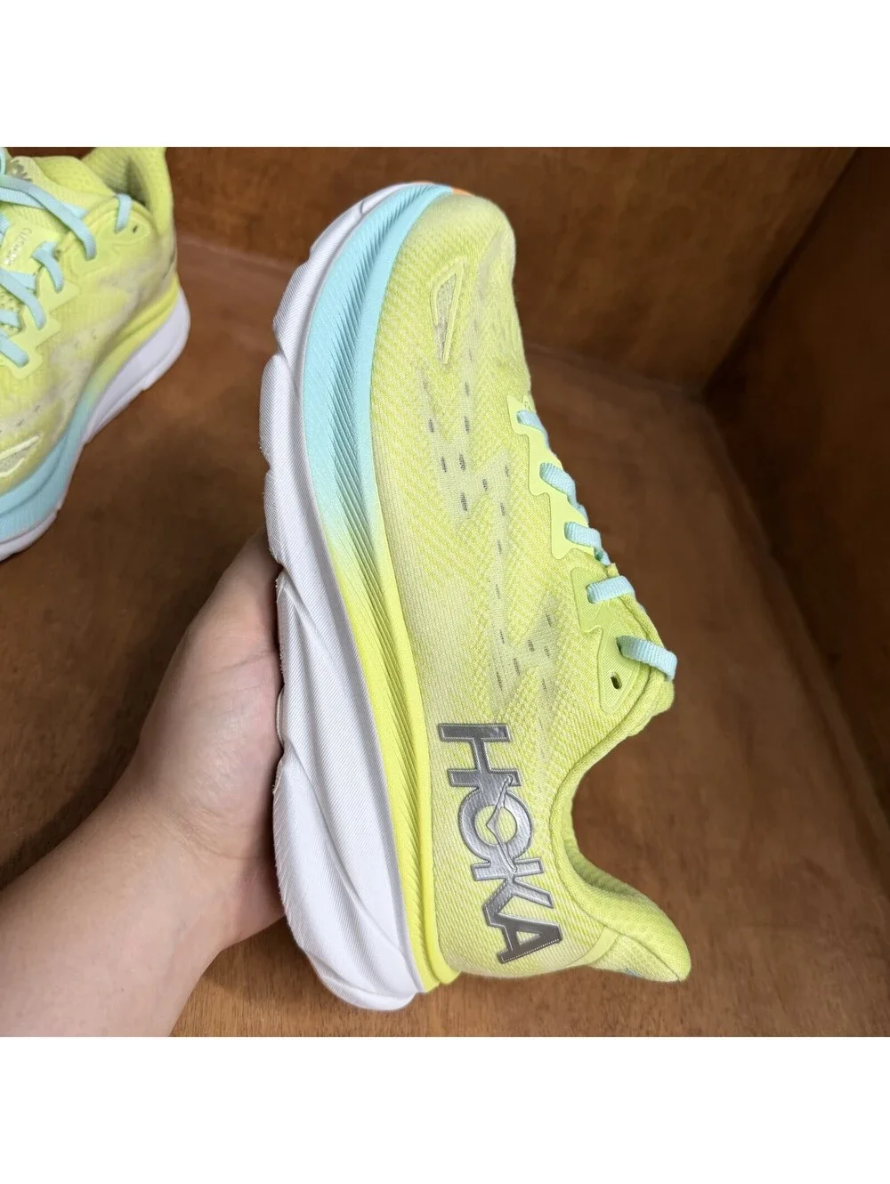 Hoka One One hoka one